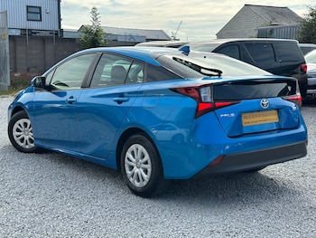 Used Toyota Prius 2021 for sale - 75263140: Photo