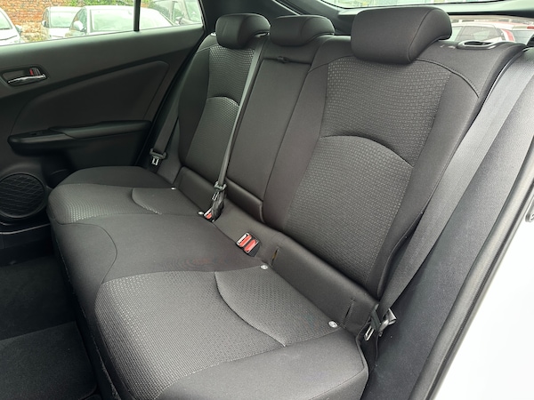 Used Toyota Prius 2021 for sale - 75263120: Photo 10