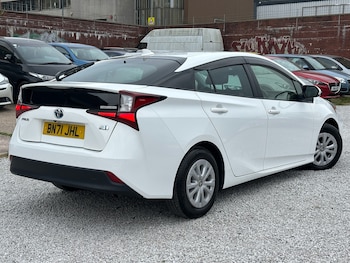 Used Toyota Prius 2021 for sale - 75263120: Photo