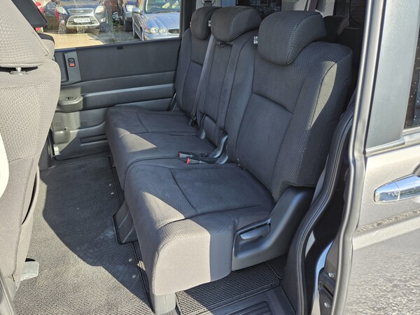 Used Honda Stepwagon 2012 for sale - 71414440: Photo 11