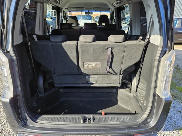 Used Honda Stepwagon 2012 for sale - 71414440: Photo 13