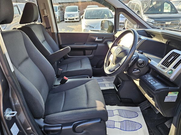 Used Honda Stepwagon 2012 for sale - 71414440: Photo 14