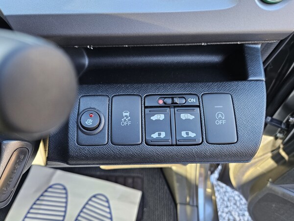 Used Honda Stepwagon 2012 for sale - 71414440: Photo 16