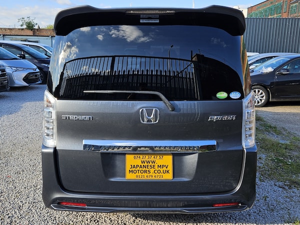 Used Honda Stepwagon 2012 for sale - 71414440: Photo 9