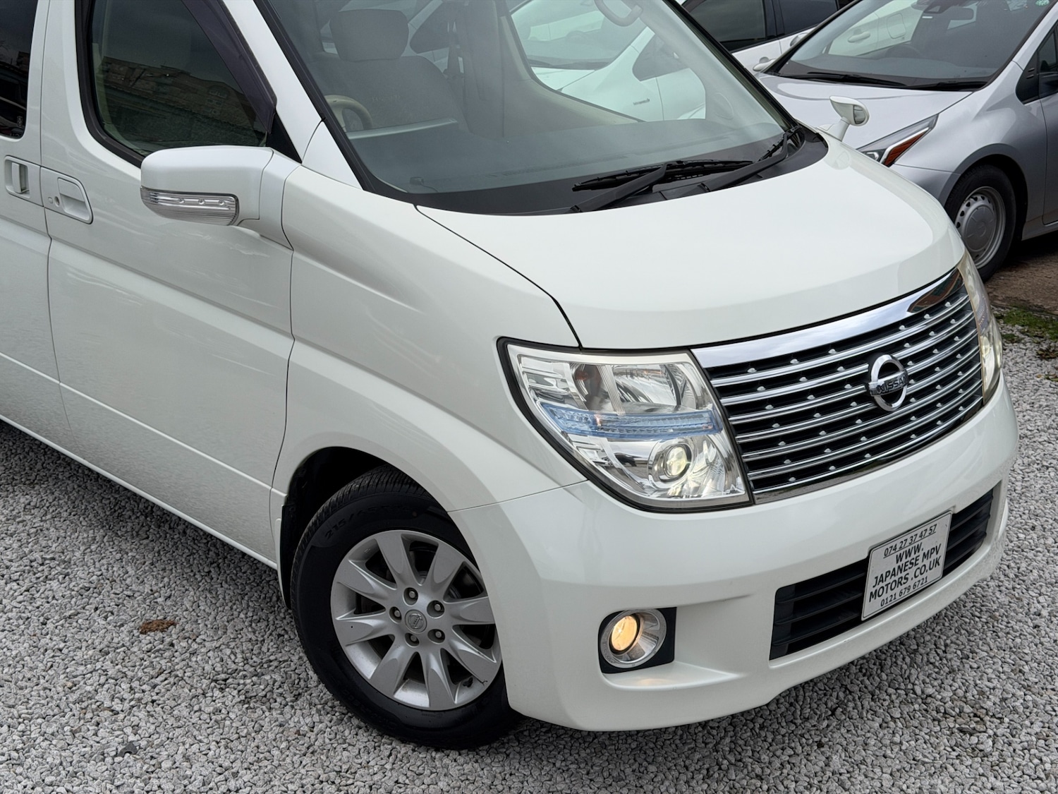 Used Nissan Elgrand 2010 for sale - 76547761: Photo 42