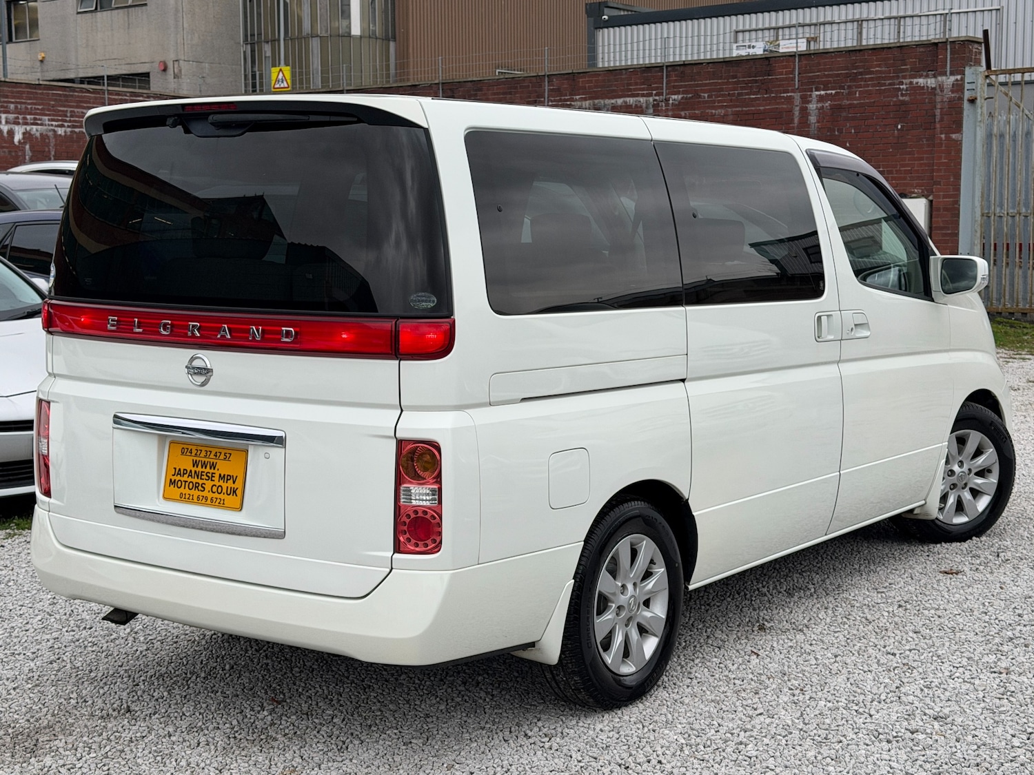 Used Nissan Elgrand 2010 for sale - 76547761: Photo 7