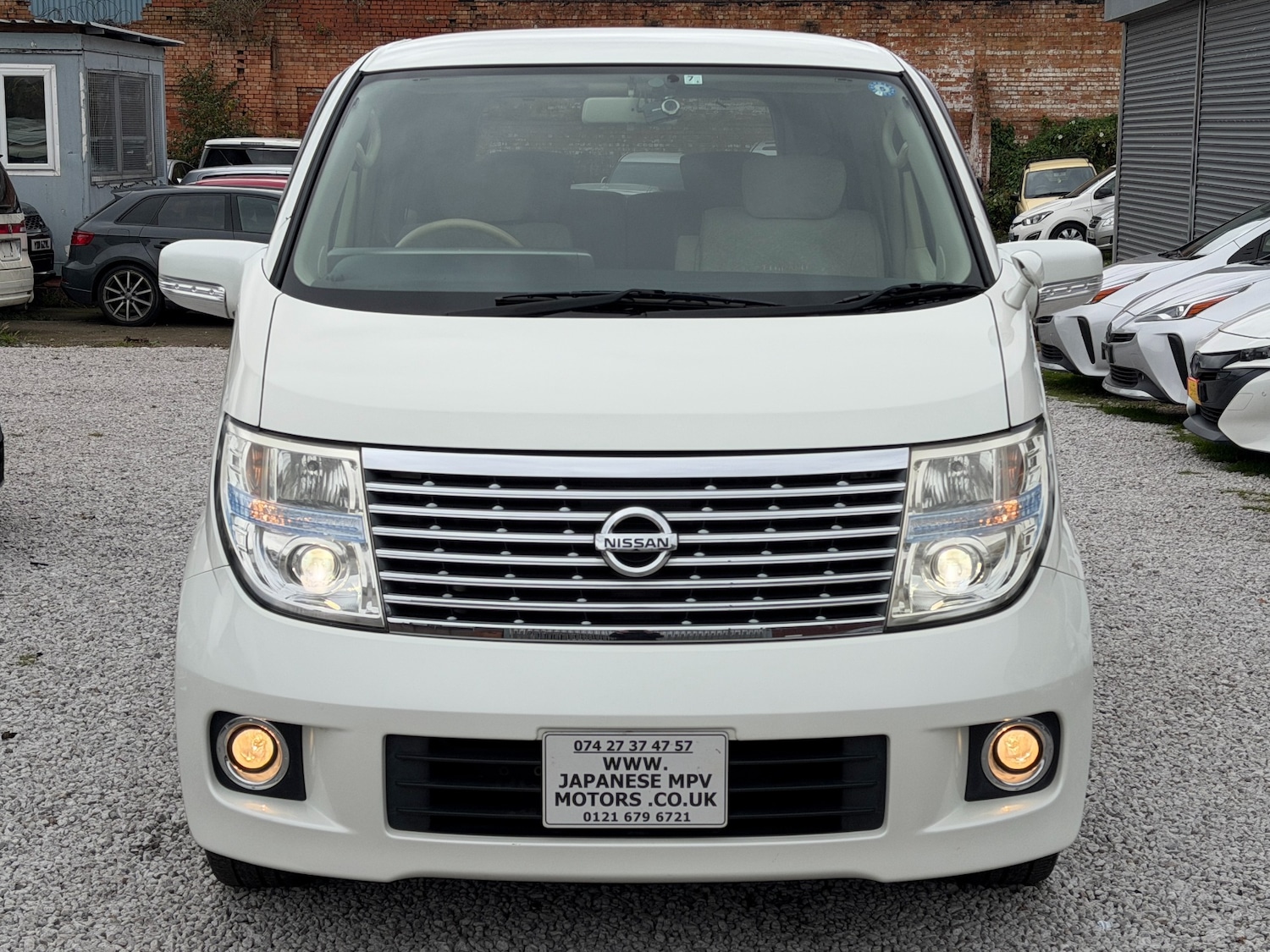 Used Nissan Elgrand 2010 for sale - 76547761: Photo 8