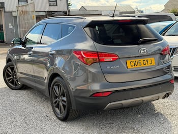 Used Hyundai Santa Fe 2015 for sale - 79856146: Photo