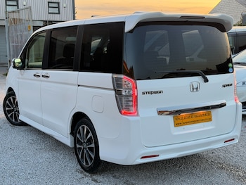 Used Honda Stepwagon 2014 for sale - 78479071: Photo