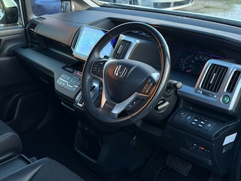 Used Honda Stepwagon 2014 for sale - 78479071: Photo