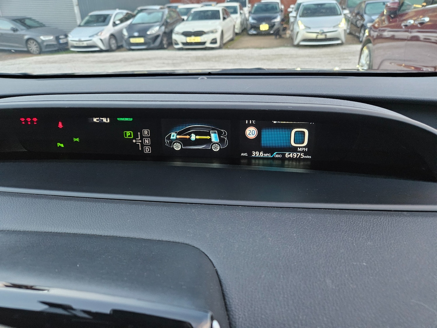 Used Toyota Prius 2021 for sale - 76946836: Photo 21