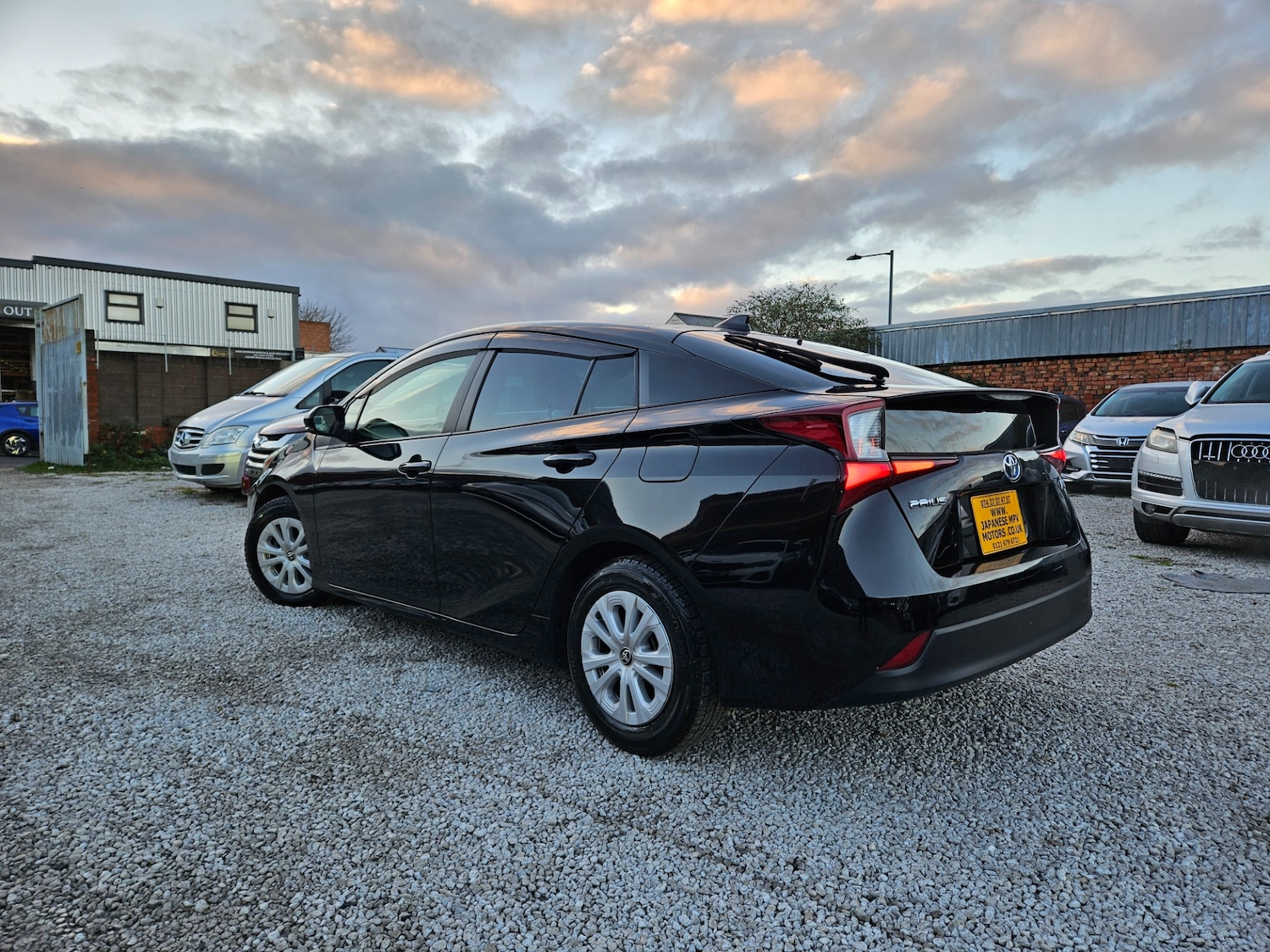 Used Toyota Prius 2021 for sale - 76946836: Photo 4