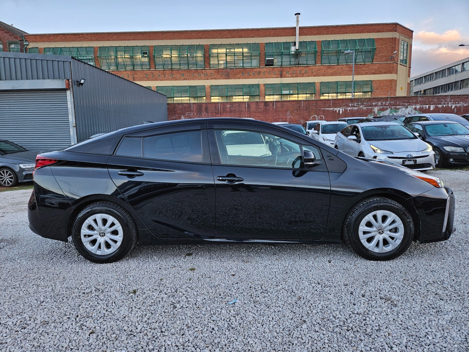 Used Toyota Prius 2021 for sale - 76946836: Photo 5