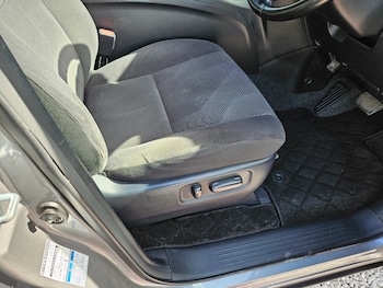 Used Toyota Estima 2017 for sale - 78140532: Photo