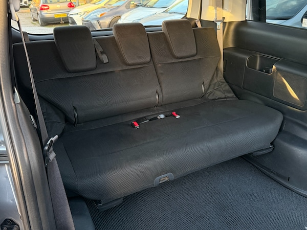 Used Honda Stepwagon 2012 for sale - 76104321: Photo 19