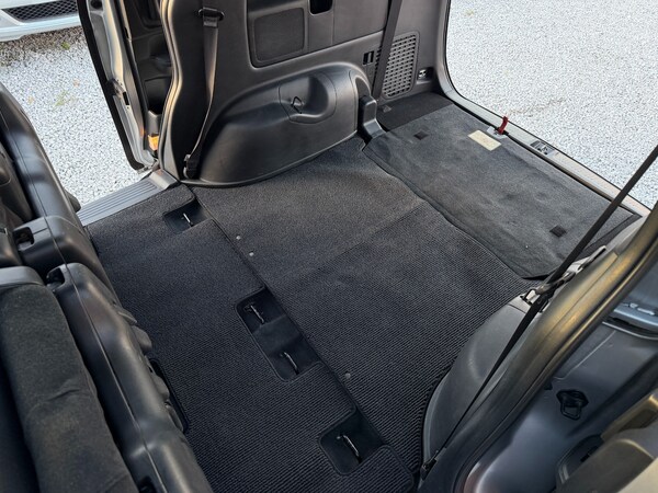 Used Honda Stepwagon 2012 for sale - 76104321: Photo 25