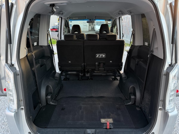 Used Honda Stepwagon 2012 for sale - 76104321: Photo 27