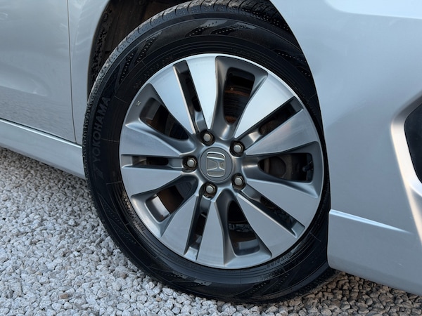 Used Honda Stepwagon 2012 for sale - 76104321: Photo 35