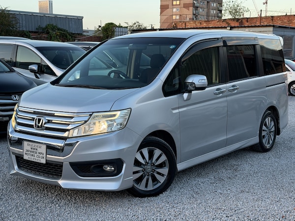 Used Honda Stepwagon 2012 for sale - 76104321: Photo 4