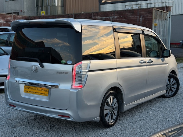 Used Honda Stepwagon 2012 for sale - 76104321: Photo 5