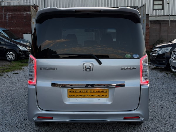 Used Honda Stepwagon 2012 for sale - 76104321: Photo 7