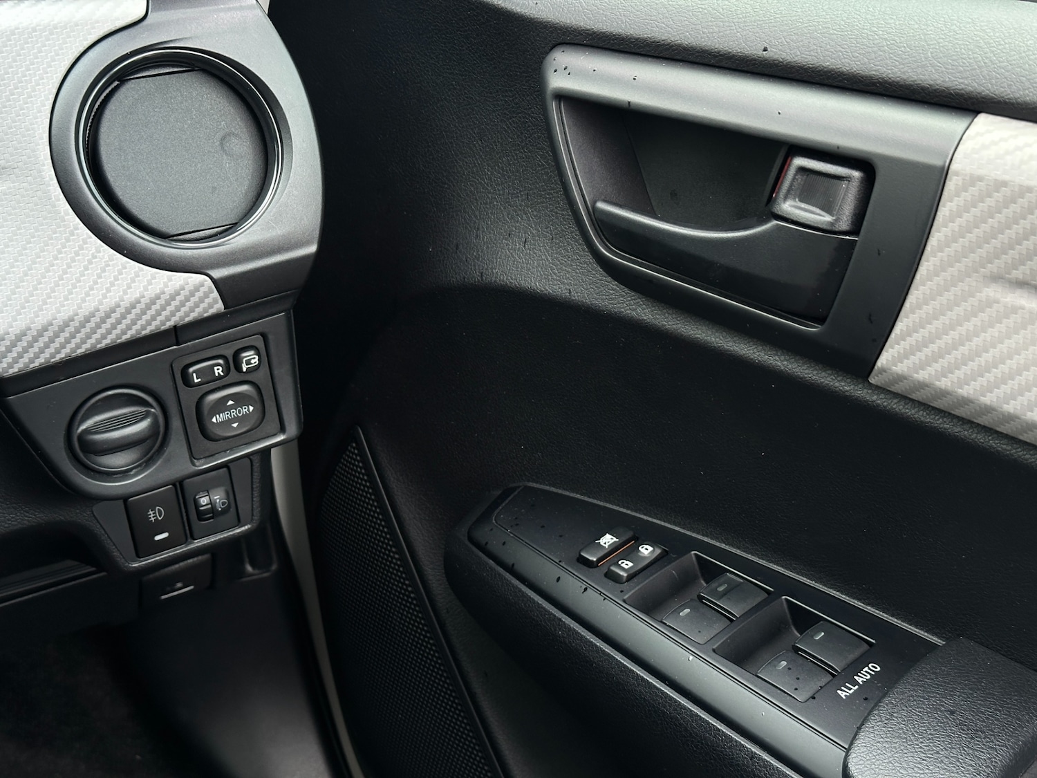 Used Toyota Corolla 2014 for sale - 76560122: Photo 22