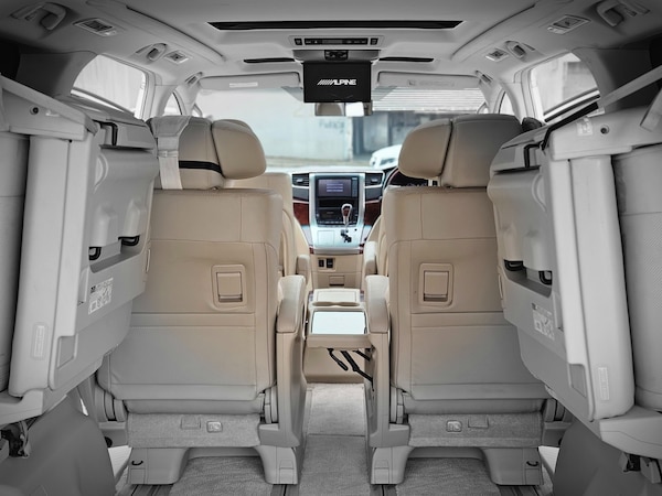 Used Toyota Alphard 2010 for sale - 70961140: Photo 8