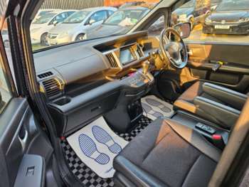 Used Honda Stepwagon 2013 for sale - 71466446: Photo