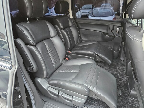 Used Nissan Elgrand 2010 for sale - 70960929: Photo 10