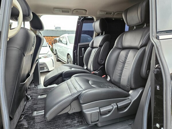 Used Nissan Elgrand 2010 for sale - 70960929: Photo 18