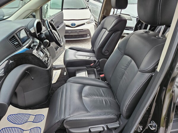 Used Nissan Elgrand 2010 for sale - 70960929: Photo 20