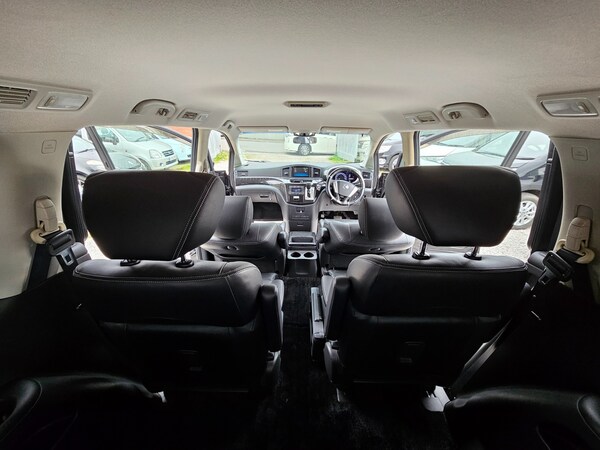 Used Nissan Elgrand 2010 for sale - 70960929: Photo 23