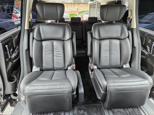 Used Nissan Elgrand 2010 for sale - 70960929: Photo 25