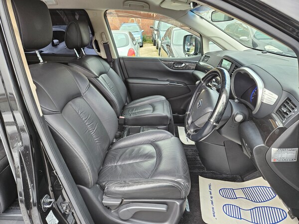 Used Nissan Elgrand 2010 for sale - 70960929: Photo 5