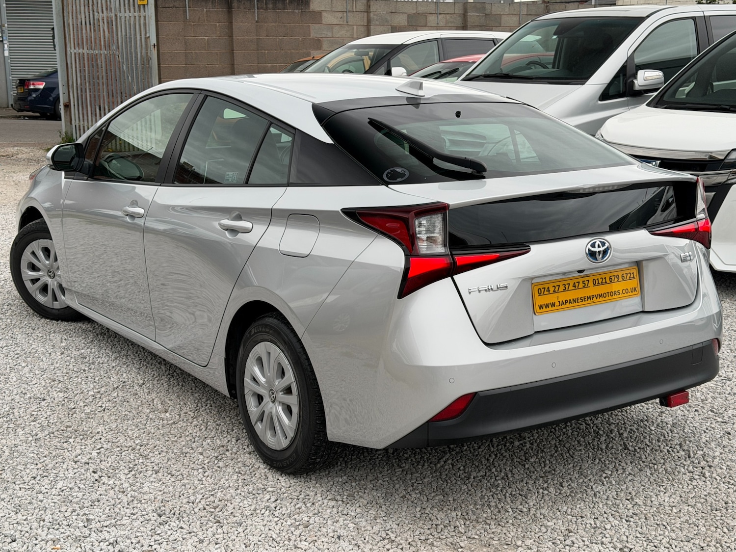 Used Toyota Prius 2022 for sale - 78179728: Photo 2