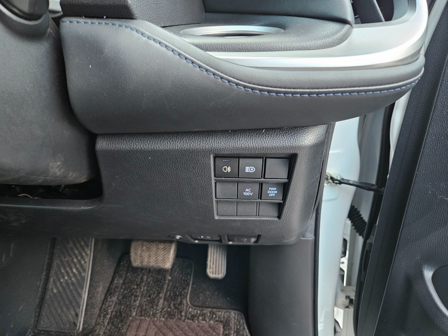 Used Toyota Voxy 2026 for sale - 78141131: Photo 13