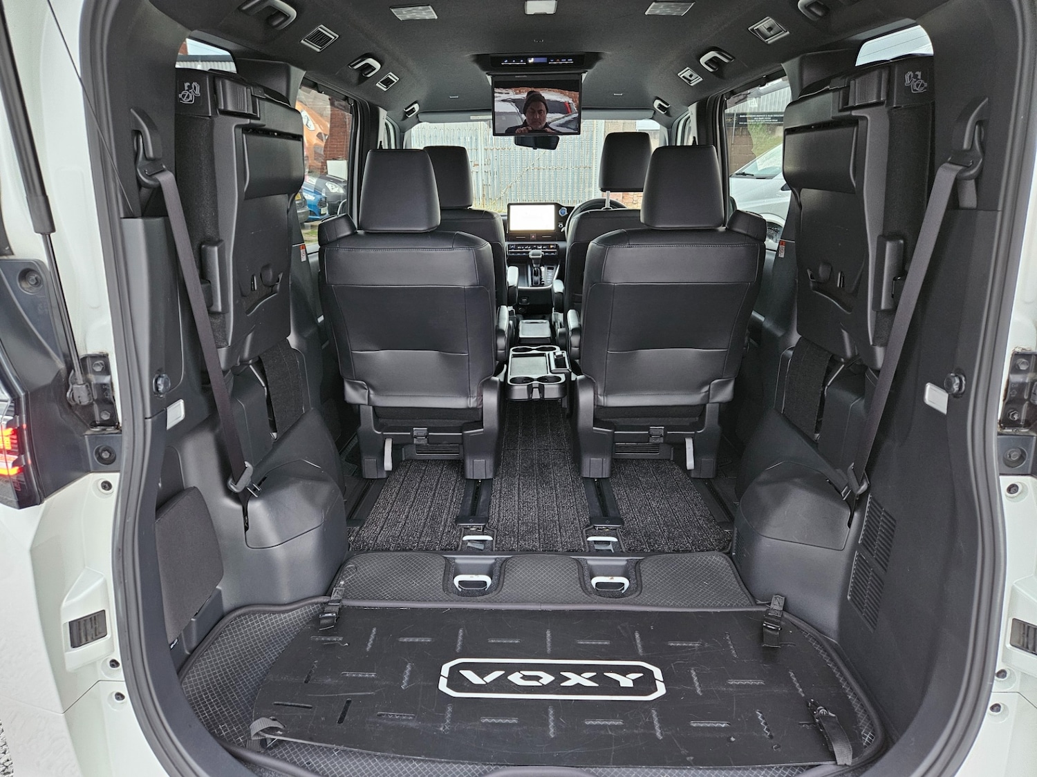 Used Toyota Voxy 2026 for sale - 78141131: Photo 15