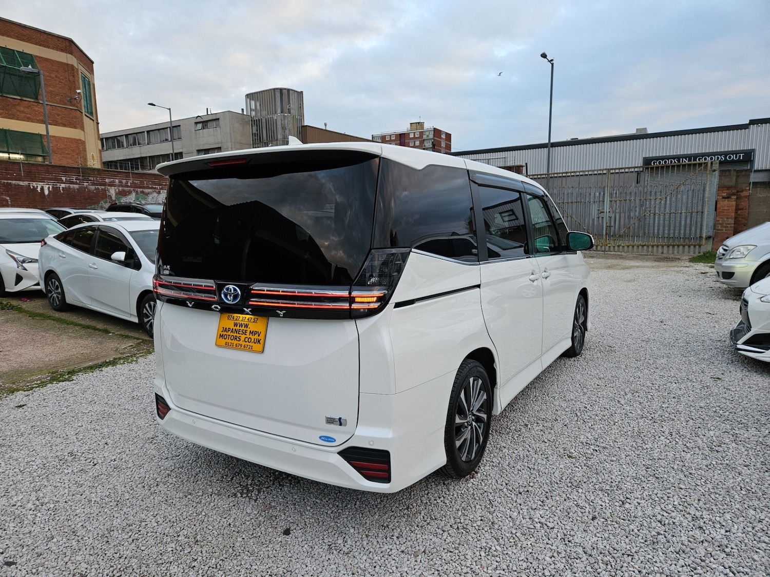 Used Toyota Voxy 2026 for sale - 78141131: Photo 17