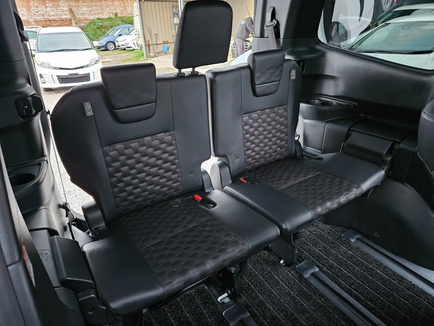 Used Toyota Voxy 2026 for sale - 78141131: Photo 20