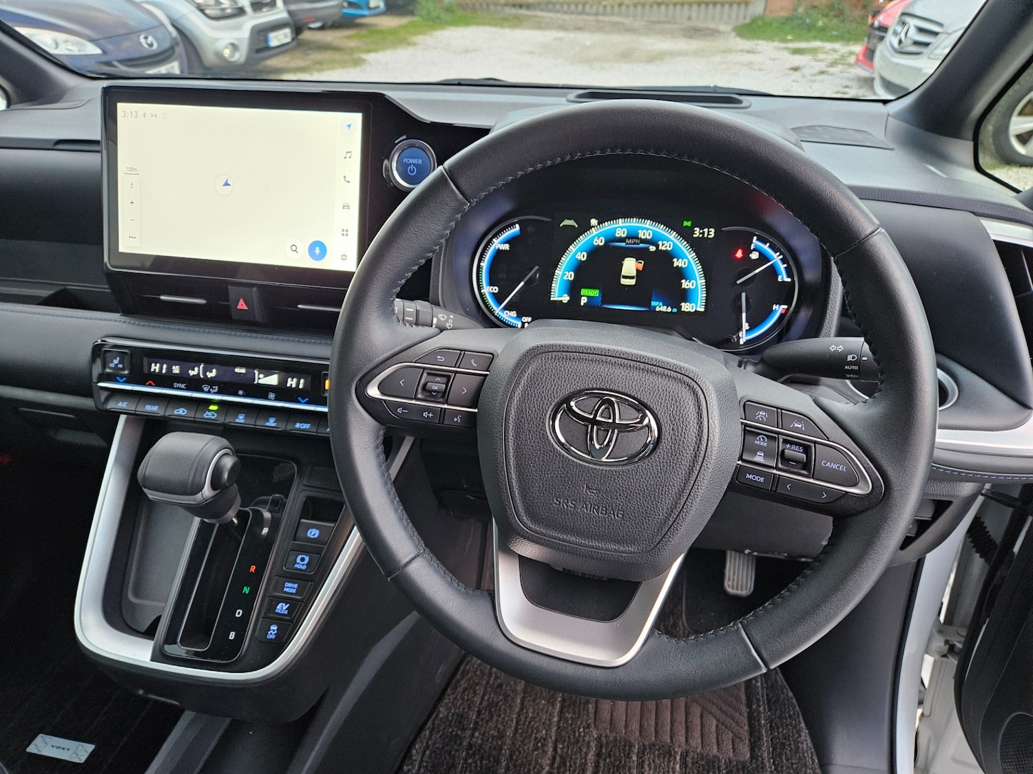 Used Toyota Voxy 2026 for sale - 78141131: Photo 22