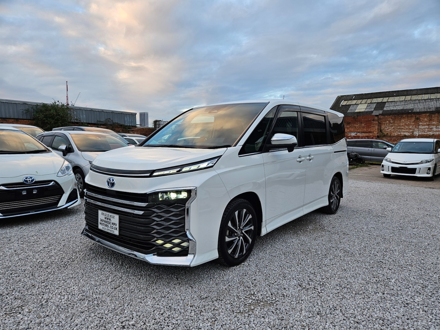 Used Toyota Voxy 2026 for sale - 78141131: Photo 26