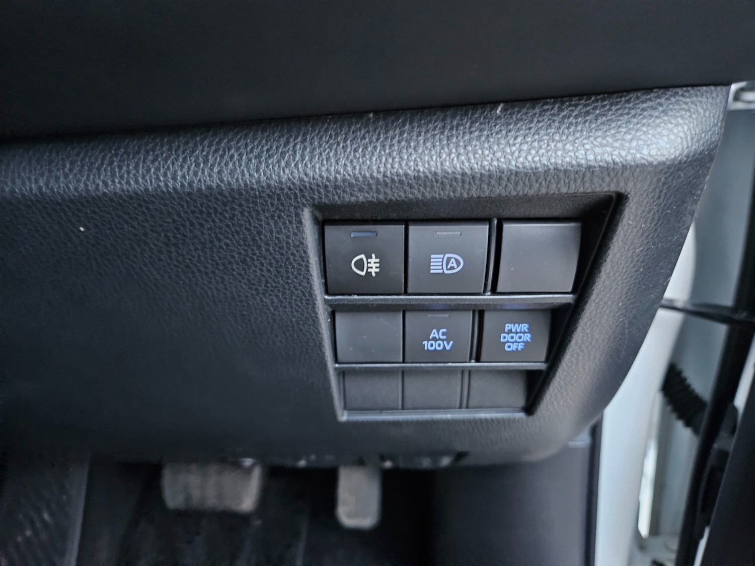 Used Toyota Voxy 2026 for sale - 78141131: Photo 42