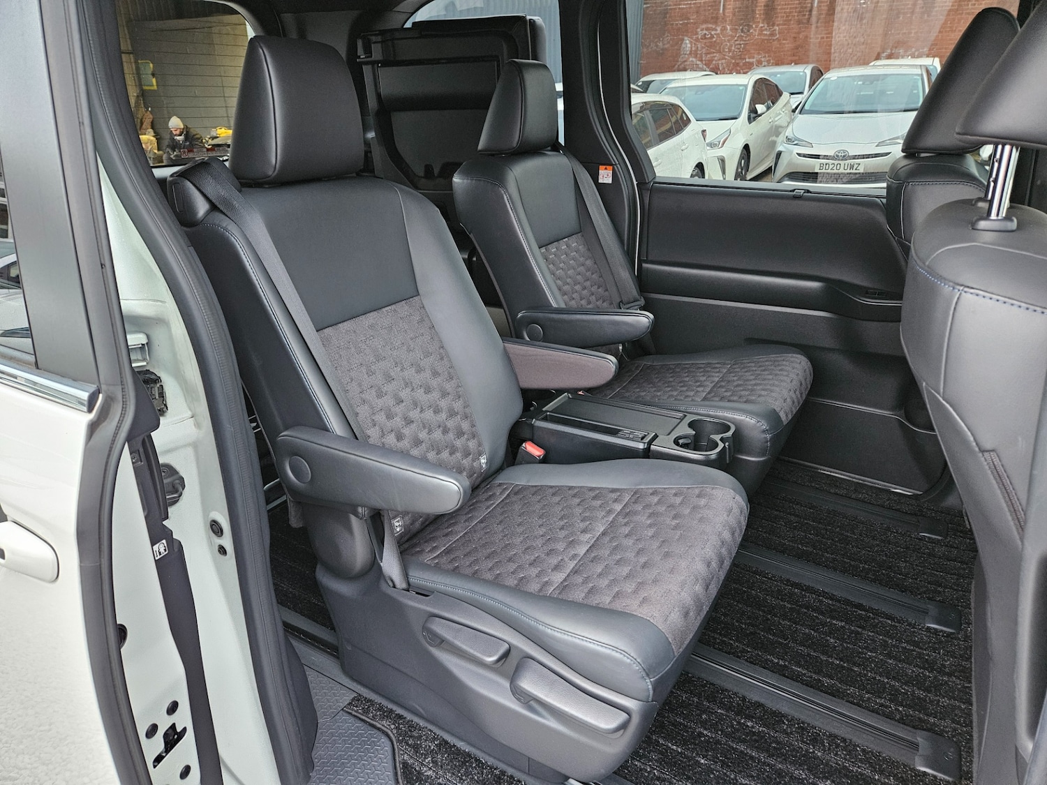 Used Toyota Voxy 2026 for sale - 78141131: Photo 7