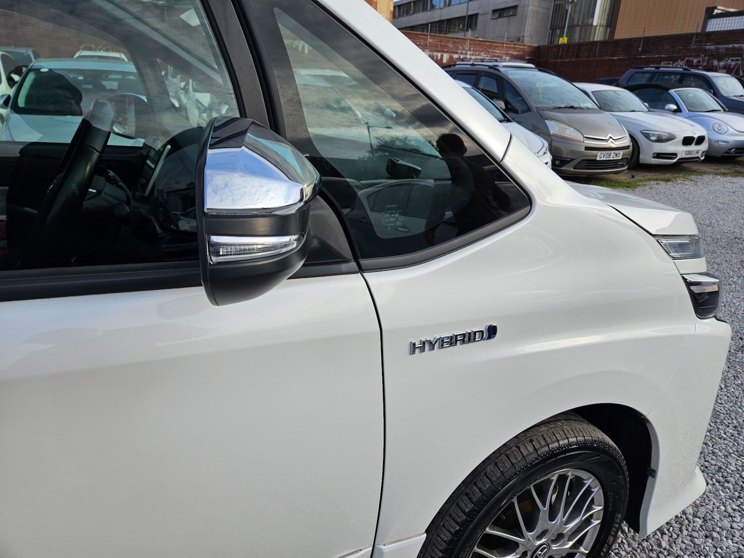 Used Toyota Voxy 2026 for sale - 78213669: Photo 18