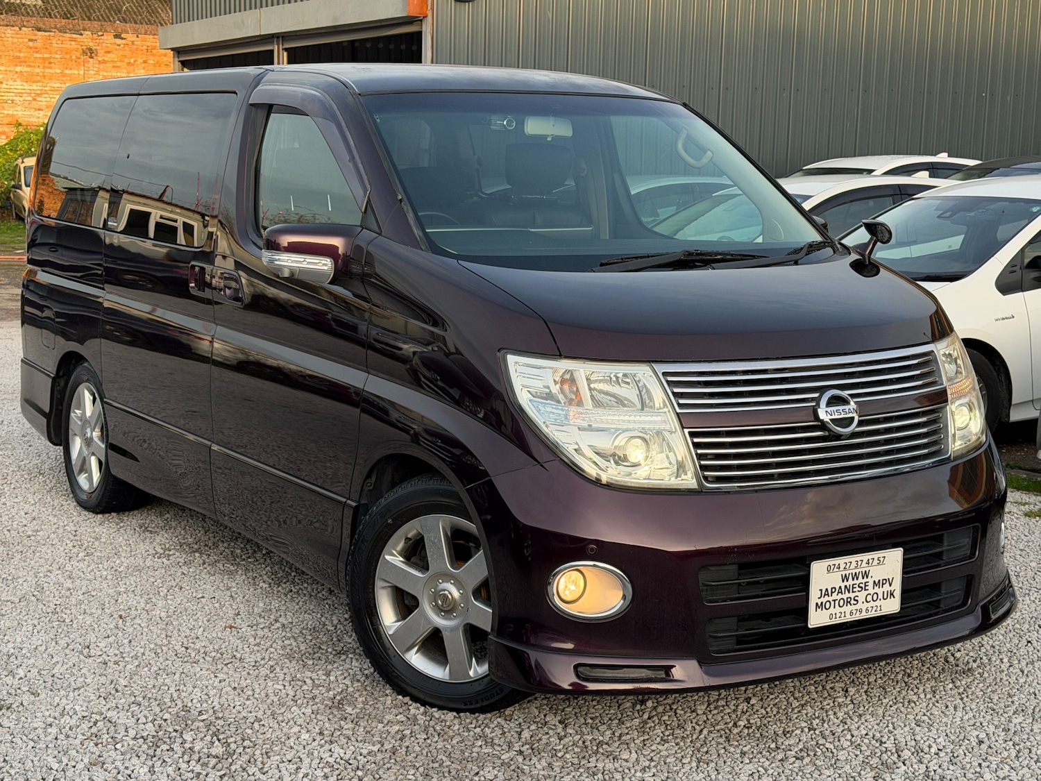Used Nissan Elgrand 2008 for sale - 76547609: Photo 1