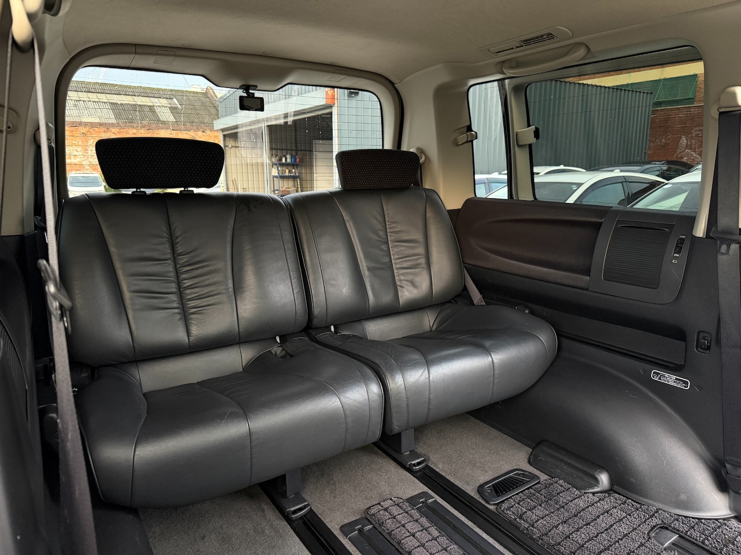 Used Nissan Elgrand 2008 for sale - 76547609: Photo 22