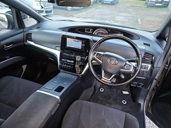 Used Toyota Estima 2017 for sale - 73542626: Photo 12