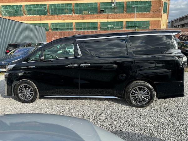 Used Toyota Vellfire 2017 for sale - 75231041: Photo 11