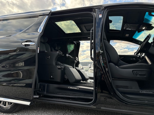 Used Toyota Vellfire 2017 for sale - 75231041: Photo 25