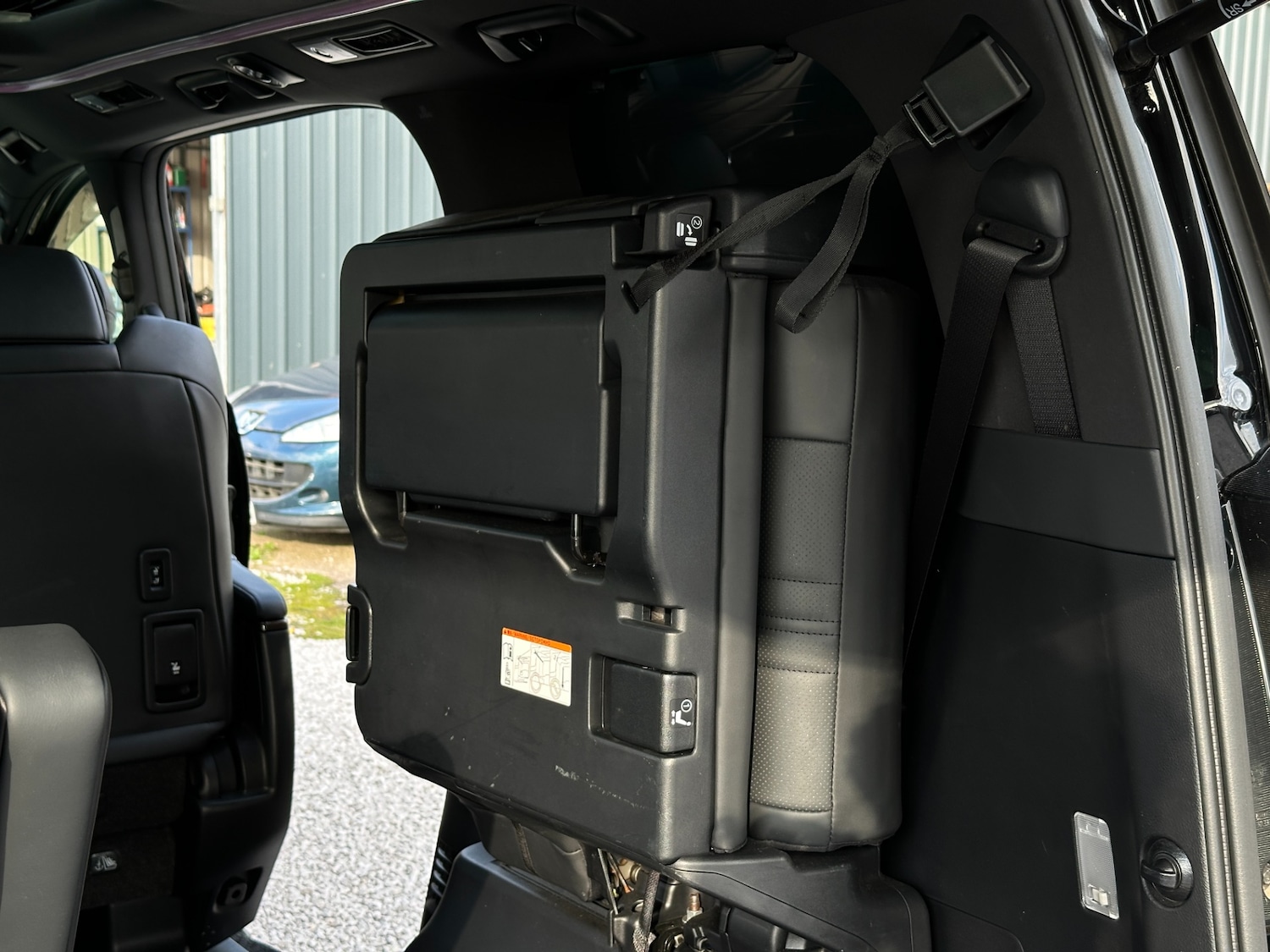 Vehicle 33